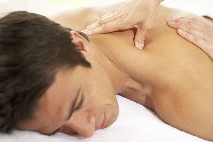 A masaxe é útil para o tratamento e prevención da osteocondrose da columna cervical