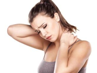 A rapaza ten osteocondrose do pescozo